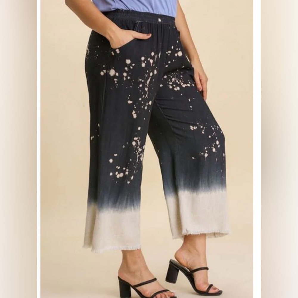 Umgee Black & Cream Tie-Dye Wide-Leg Cropped Pants